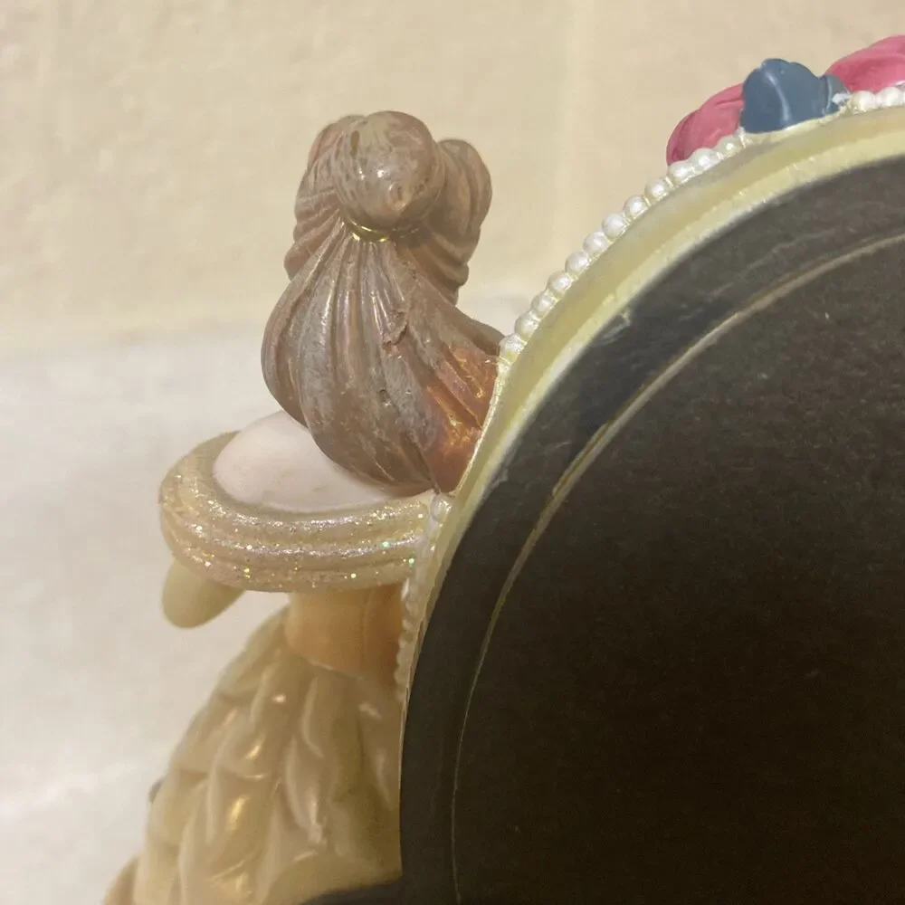 DISNEY PARKS BEAUTY & THE BEAST BELLE W CASTLE SNOW GLOBE PICTURE FRAME FIGURINE